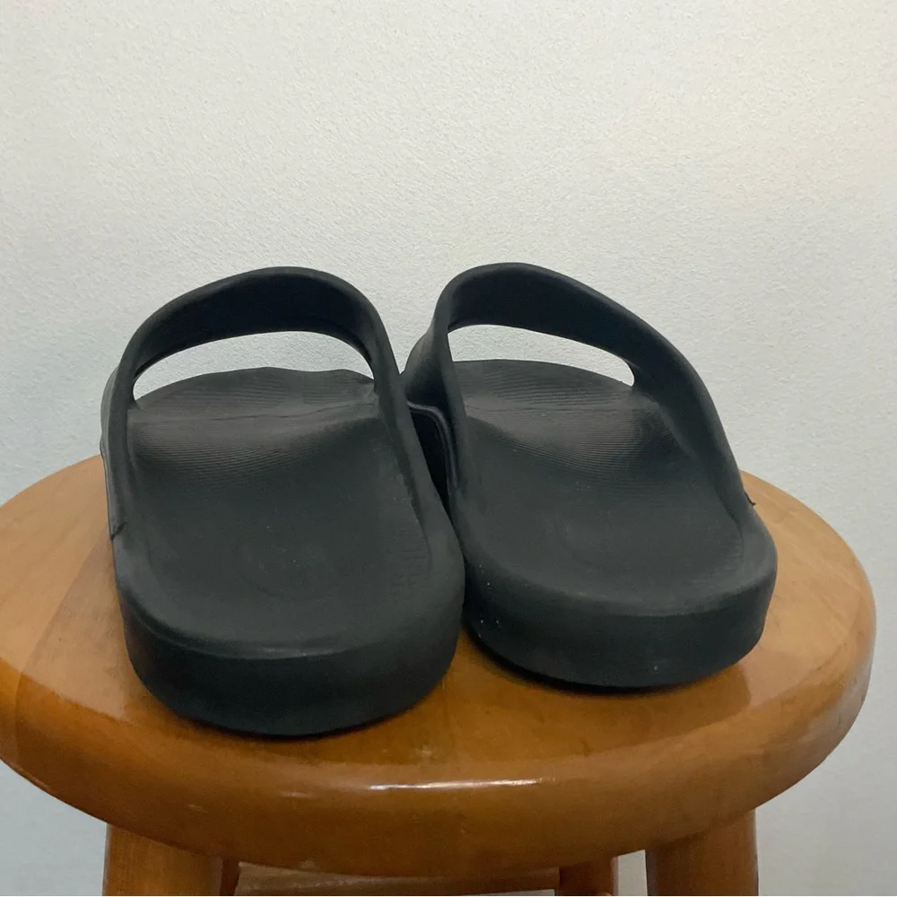 Oofos Black Recovery Slide Sandals Comfort Men's 11 Women's 13 Sports Athlete